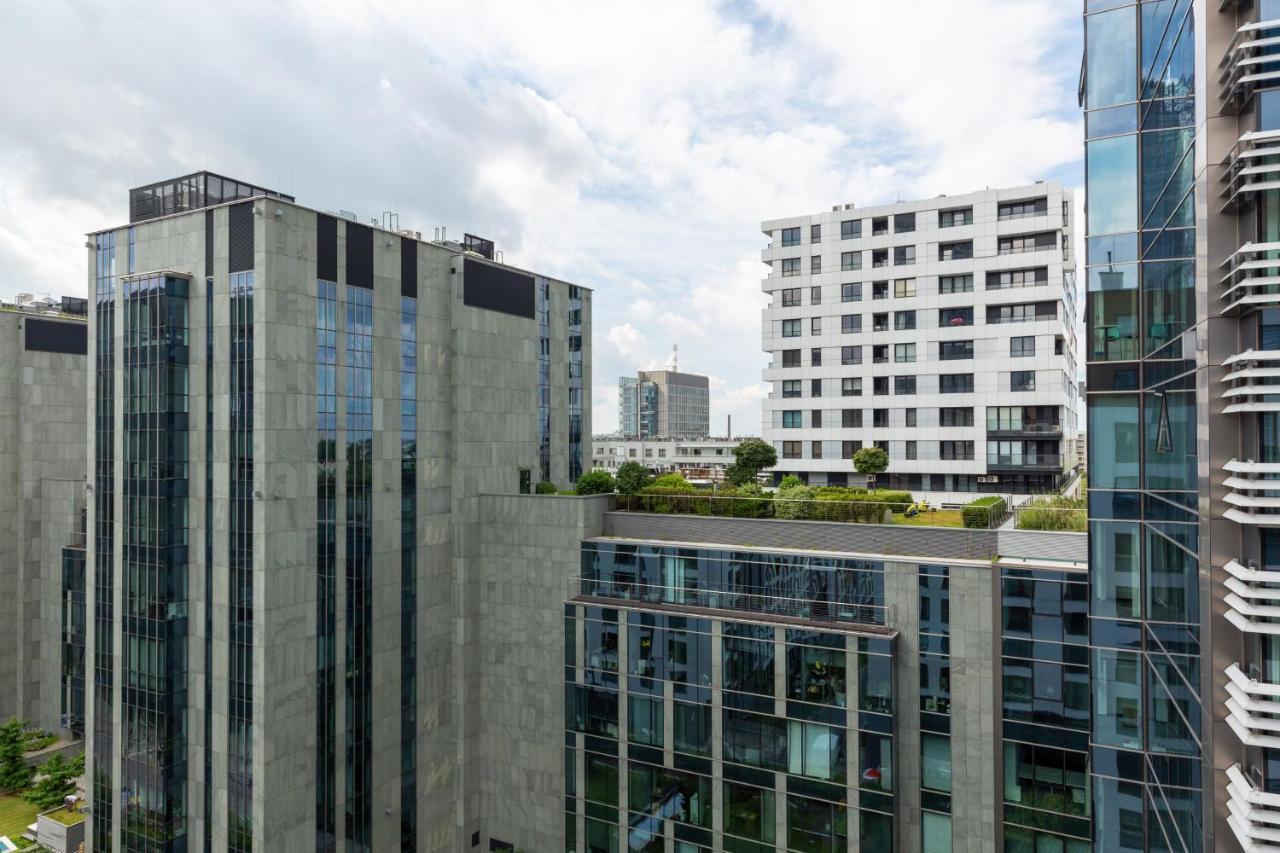 City Center Apartments Grzybowska With Parking By Noclegi Renters Warsawa Bagian luar foto